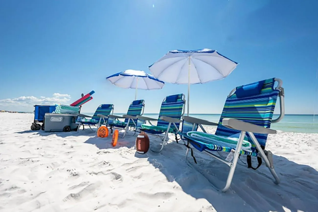 Quiet Surf II #1-On Gulf-Townhome Destin Holiday home